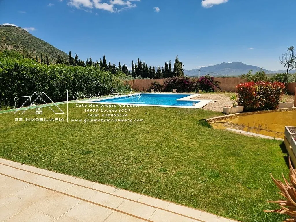 Bassein - Rural House with Pool in Lucena