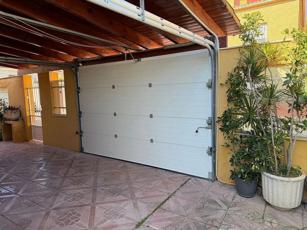 Garage - Chalet with Terrace and Garden in Archena