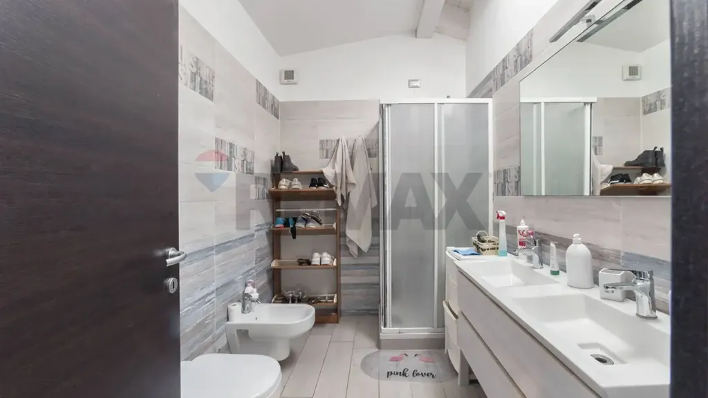 Salles de bain - Panoramic Apartment with Sea View in Montesilvano