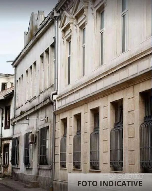 Extérieur - House Portion with Private Courtyard in Zeme