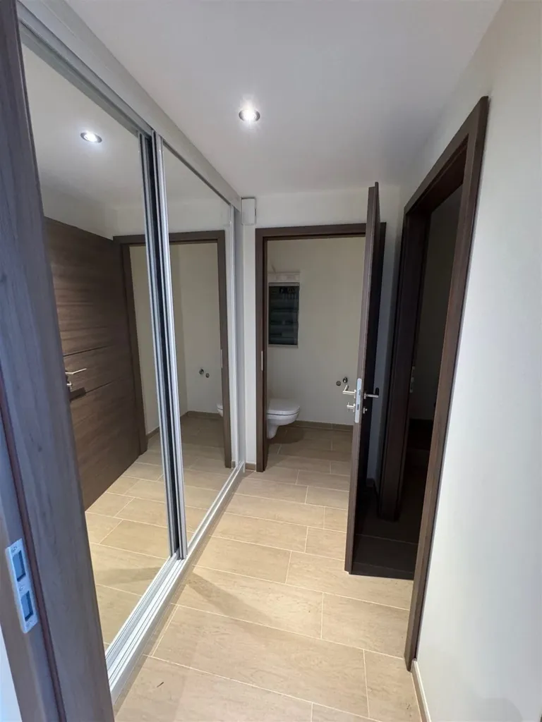 Hallway - Penthouse with Terraces in Pleasant Environment