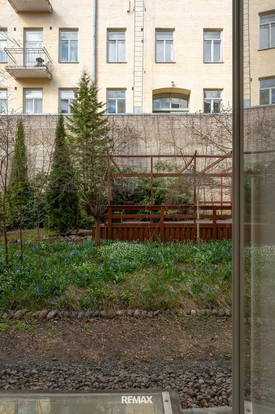 Garden - 1-room apartment in Helsinki