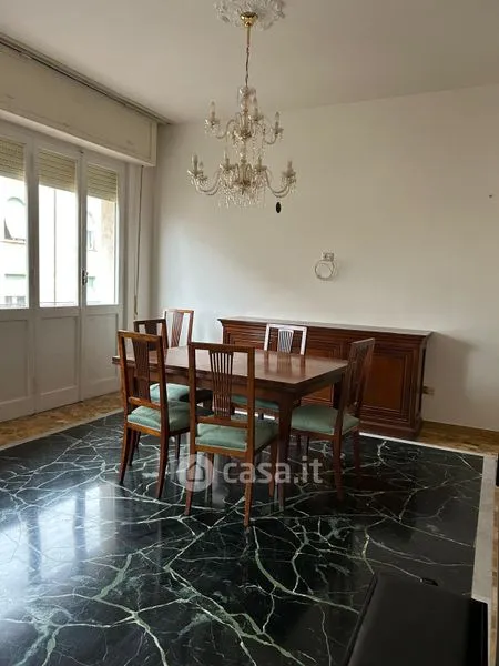 Söögituba - Spacious Apartment with Private Garage in Terni