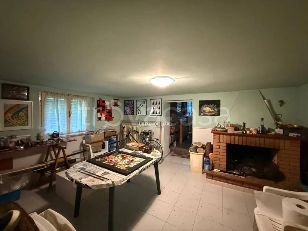 Elutuba - Rustic Villa with Garden in Lugo