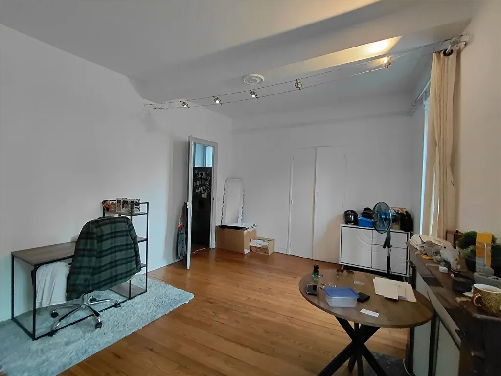 Kabinet - Bright Studio with Balcony in Pau