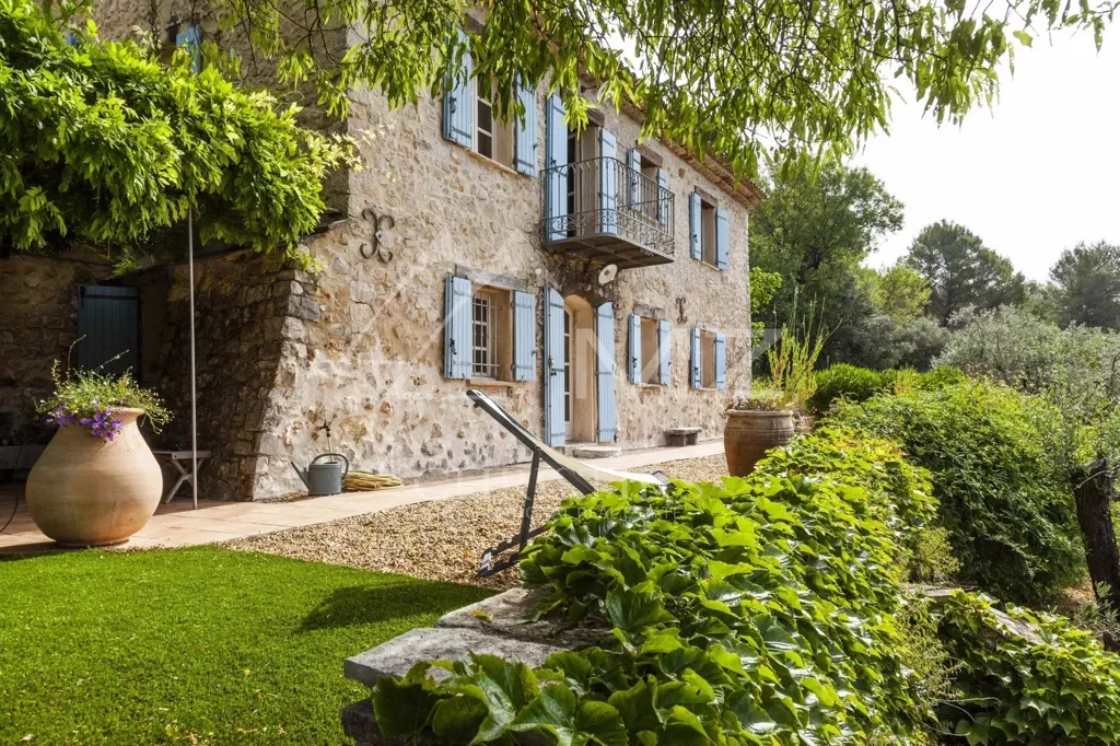 Extérieur - Mas du 19ème Siècle avec Vue Panoramique à Callas