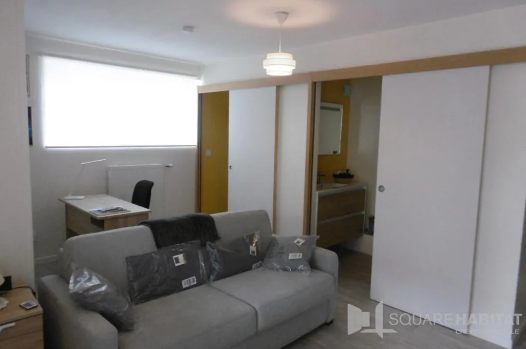 Chambres - Appartement Meublé Rez-de-Chaussée à Vichy