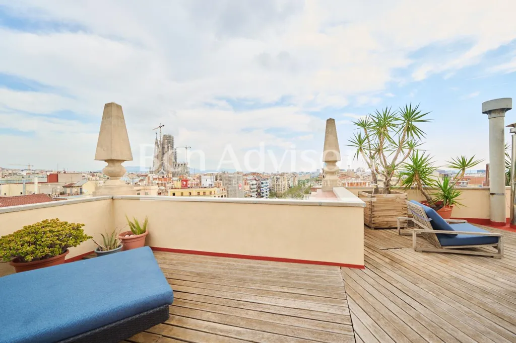 Terrass - Penthouse with Rooftop Pool in Dreta de l'Eixample, Barcelona