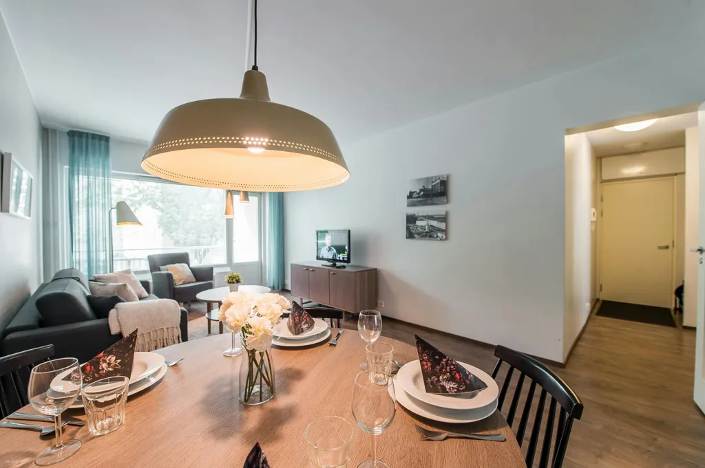 Sala da pranzo - Scandinavian Apartment with Balcony in Kamppi