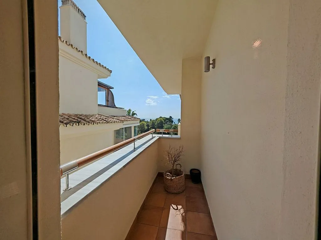 Rõdu - Luxury Apartment with Sea View in Sierra Blanca, Marbella