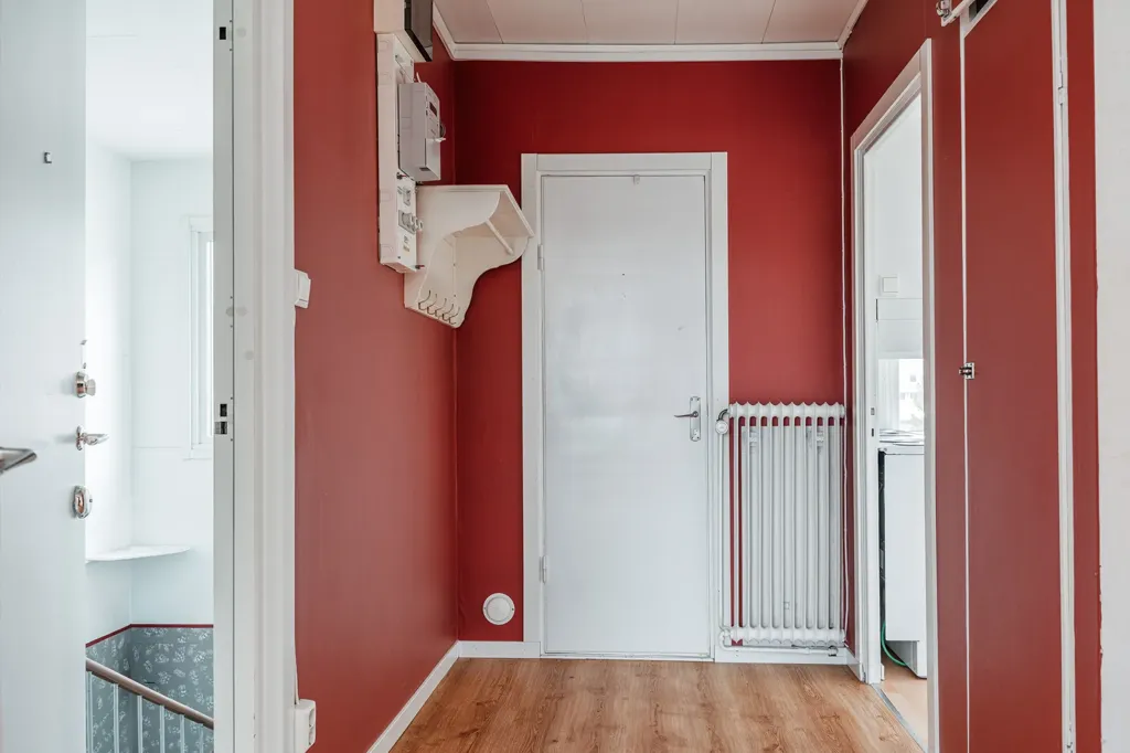 Esik - Apartment with South-Facing Balcony in Sollefteå