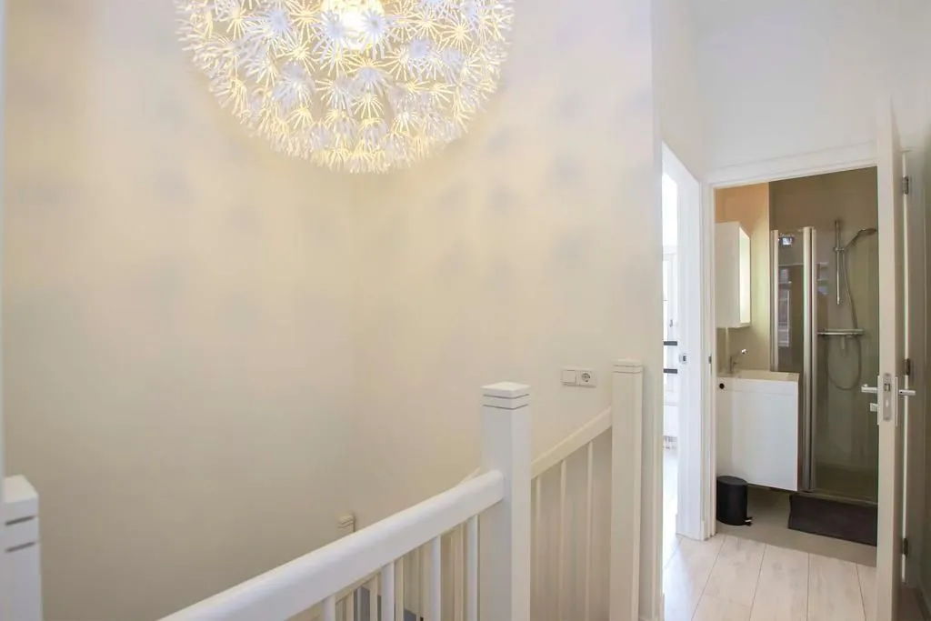 hallway_entrance
