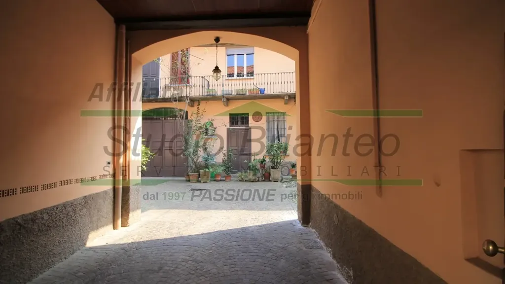 Entrée - Historic Courtyard House in Seregno