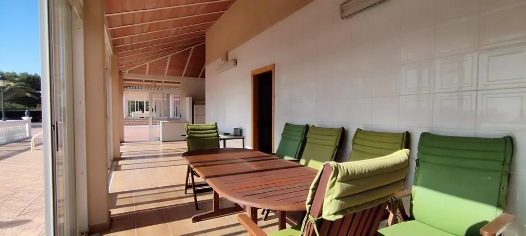Terrass - Luxury Villa with Pool in Elche