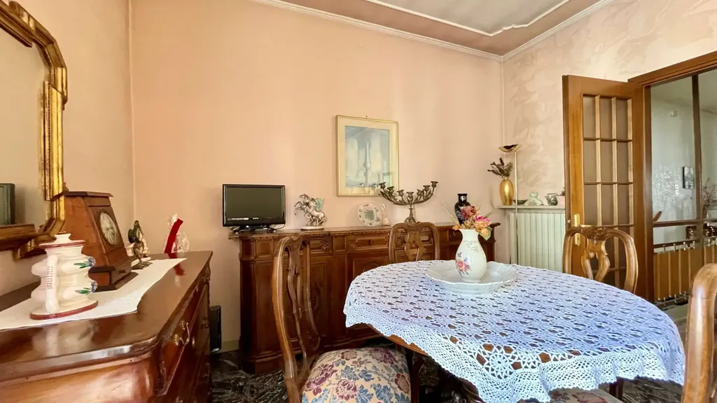 Salle à manger - Versatile Villa Portion in Borgo Roma, Verona