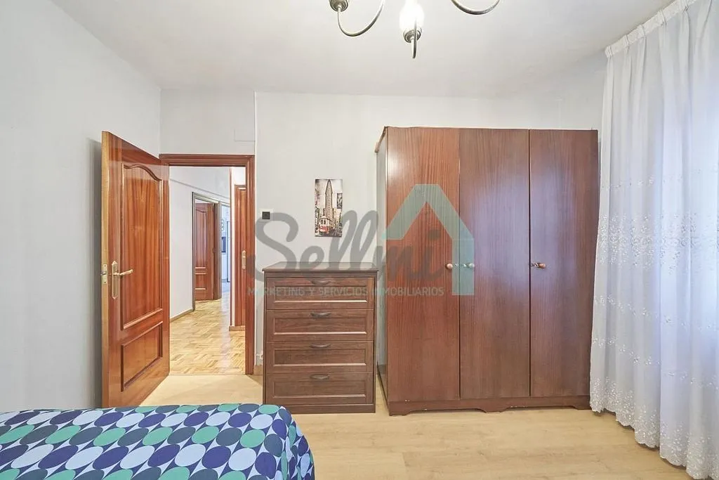 Camere da letto - Furnished Flat with Study Spaces in Oviedo