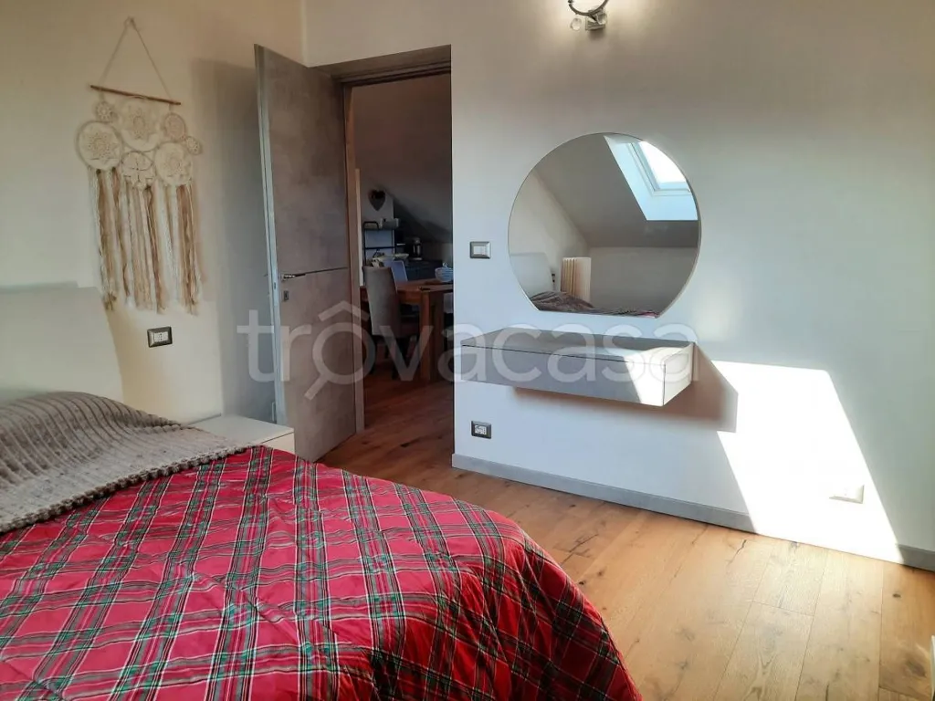 Magamistoad - Mansard Apartment with Open Plan in Pino Torinese