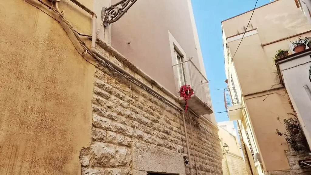 Esterno - Corner House with Balcony in Andria Centre