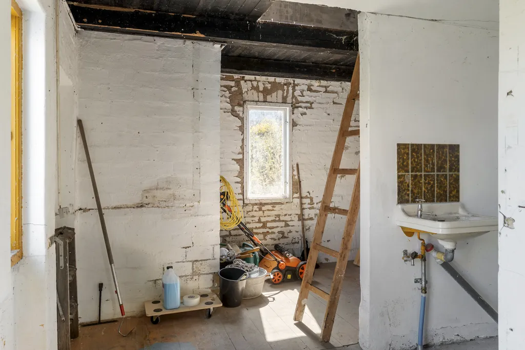 other_room