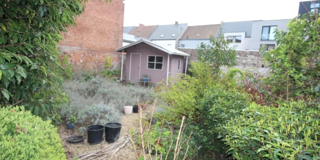 Aed - Charming Townhouse with Garden in Deinze