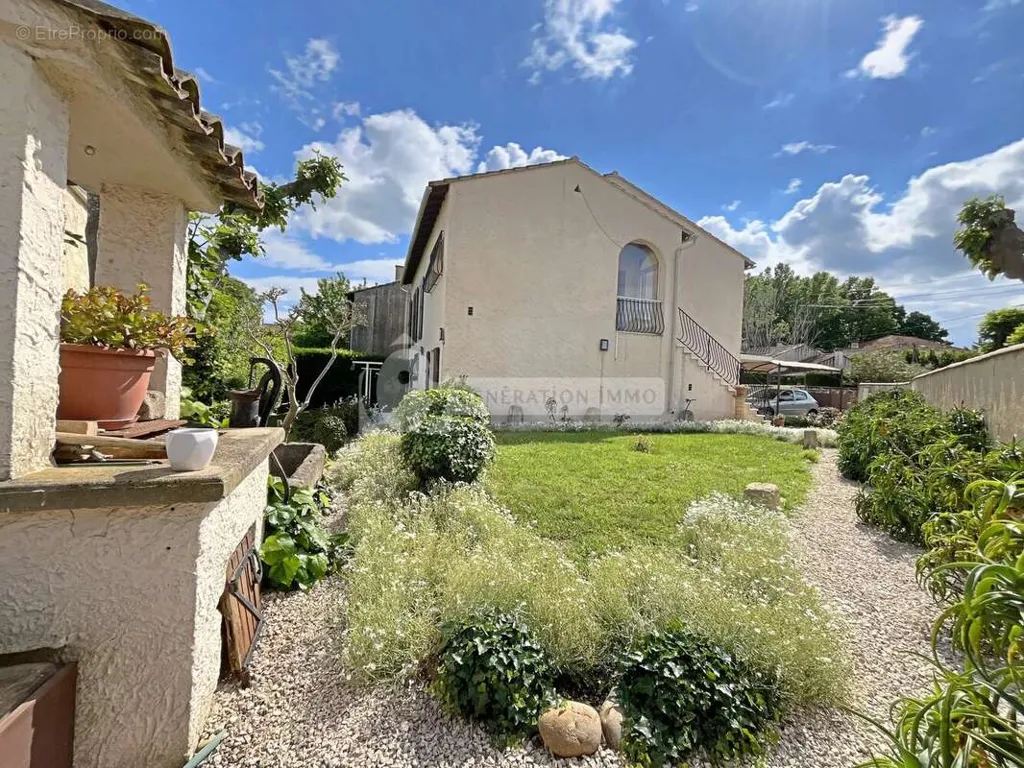 Giardino - Modular Family House with Garden in Raphèle-les-Arles