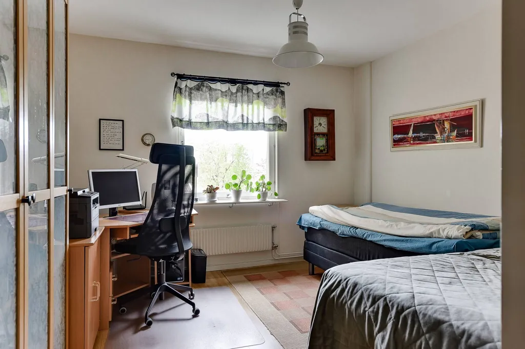 Chambres - Apartment with Balcony in Brf Ersängen