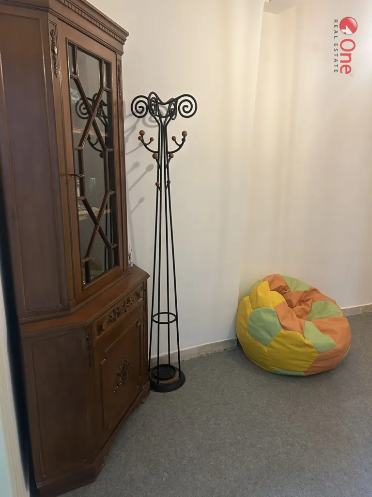 Magamistoad - Furnished Apartment with Central Heating in Vironas