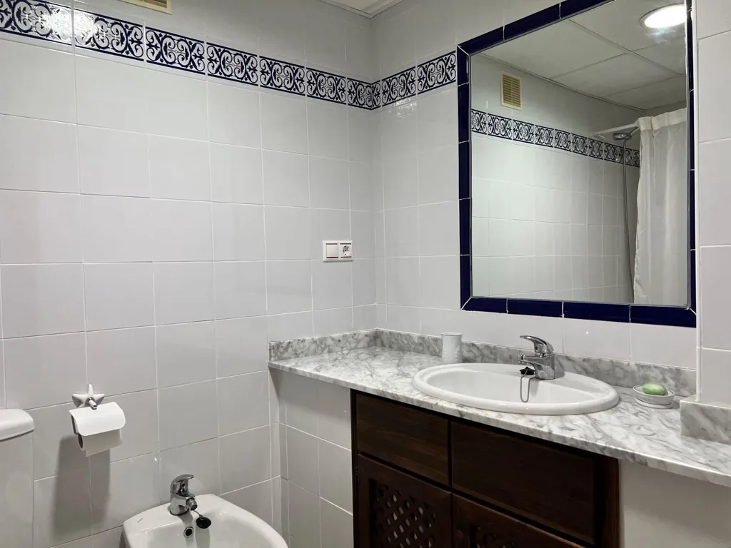 Bagni - Apartment with Pool in Torrevieja