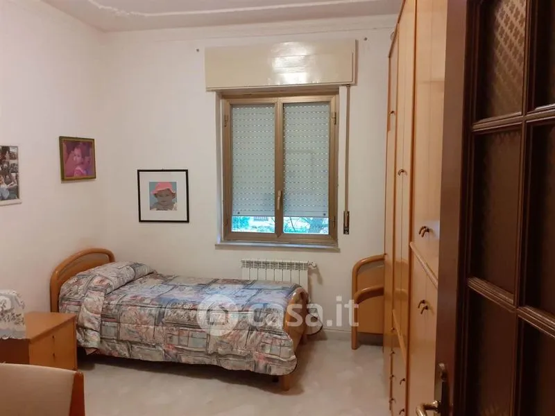 Chambres - Four-Room Apartment in San Cataldo