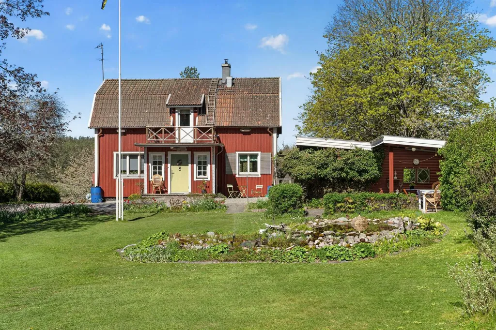Aed - Villa with Balcony in Ekeby, Nyköping