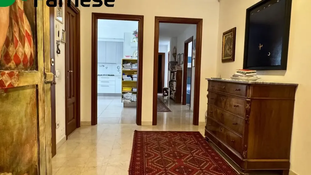 Entrée - Spacious Apartment in Piacenza's Historic Centre