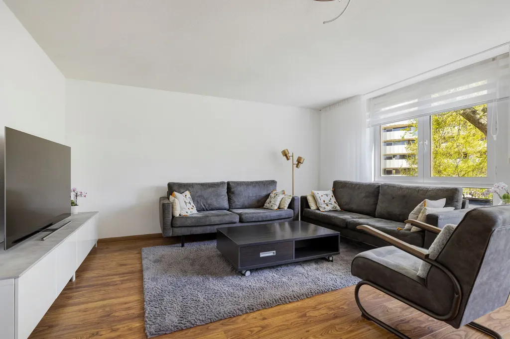 Elutuba - Galerij Flat with Garden in Rotterdam Overschie