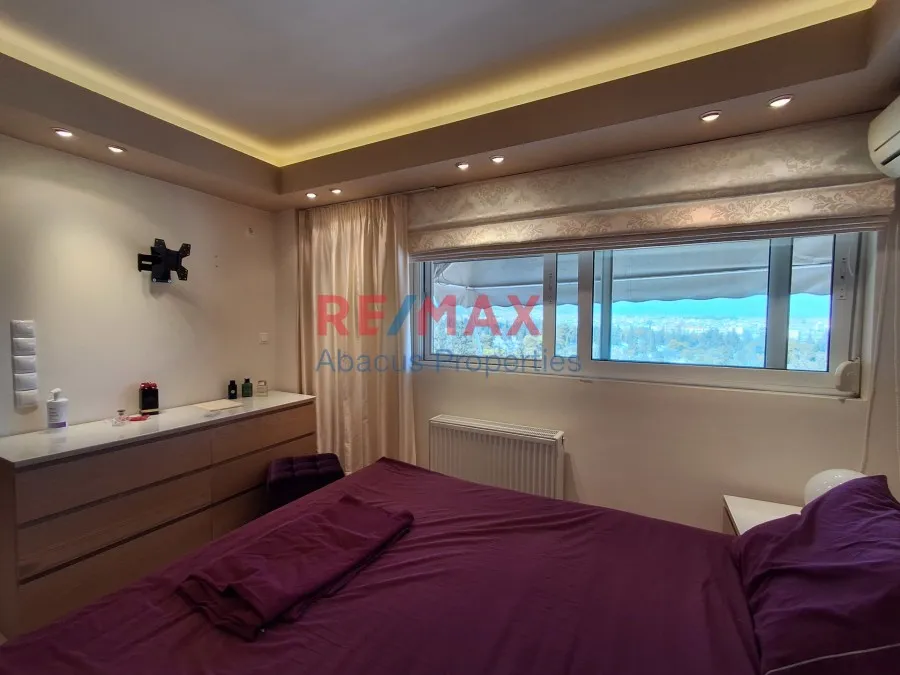 Bedrooms - Apartment with Panoramic Views in Nikaia