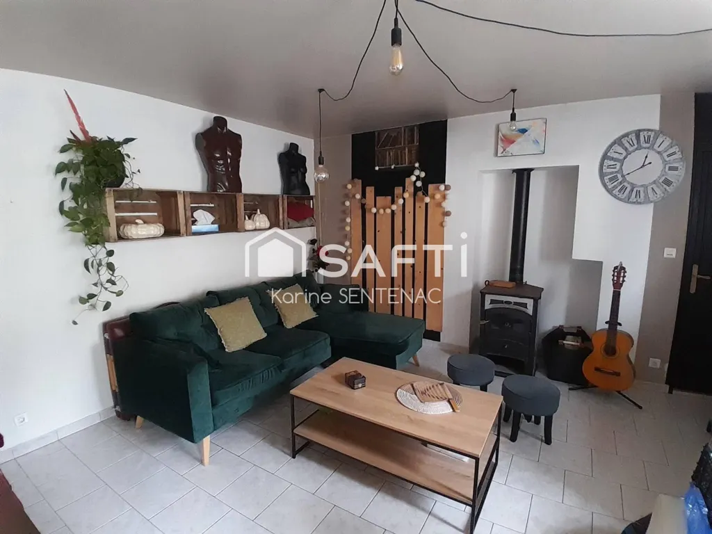 Séjour - Maison avec Jardin et Parc à Proximité à Montreuil-Bellay