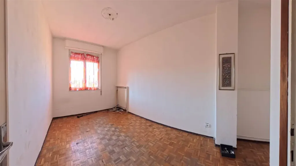 Pièces - Apartment with Balcony in Casalpusterlengo