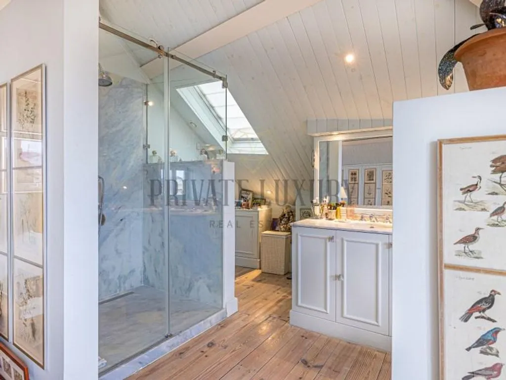 Baños - Pombaline Penthouse with Historic View in Lisbon