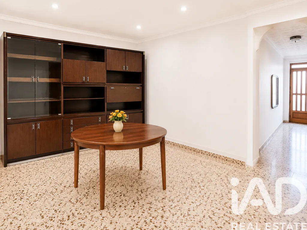 Salle à manger - Twin-Access Semi-Detached House in Salinas