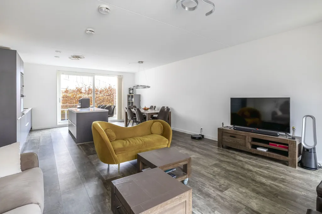 Soggiorno - Modern Flat with Balcony and Rooftop in Delfshaven