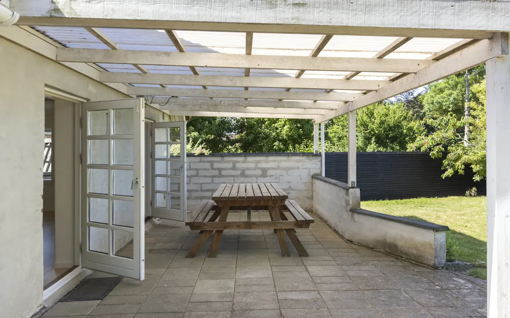 Terrazza - Villa with Garden View in Tyvelse