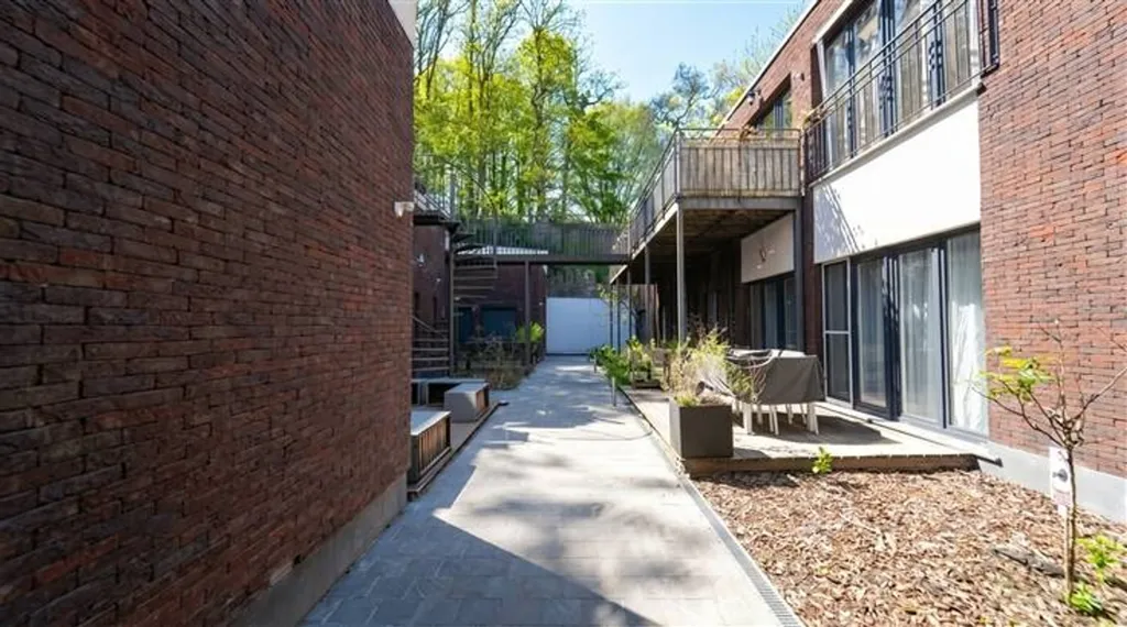 courtyard