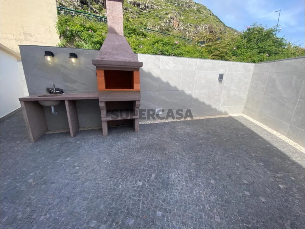 Terrasse - Renovated Villa with Pool in Machico Centre