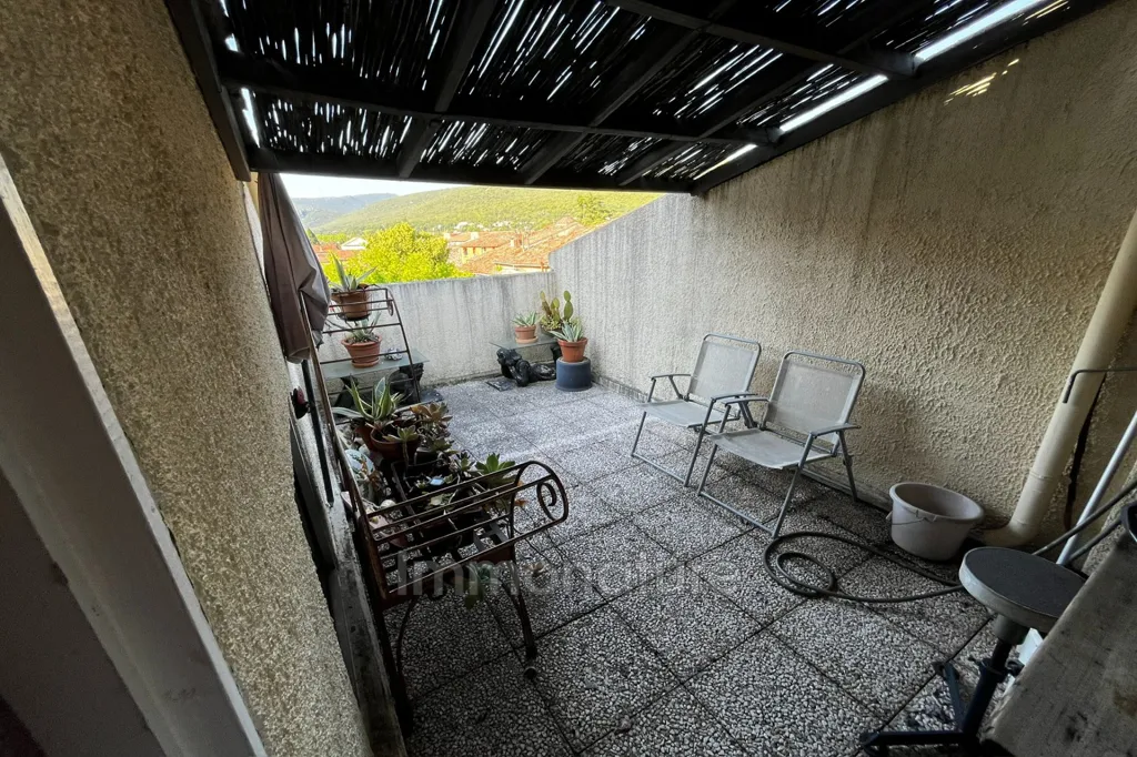 Terrass - Duplex Apartment with Terraces in Ganges