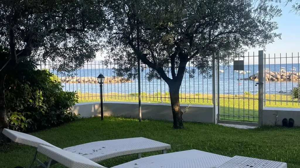 Terrasse - Rustic Villa with Sea View in Scario