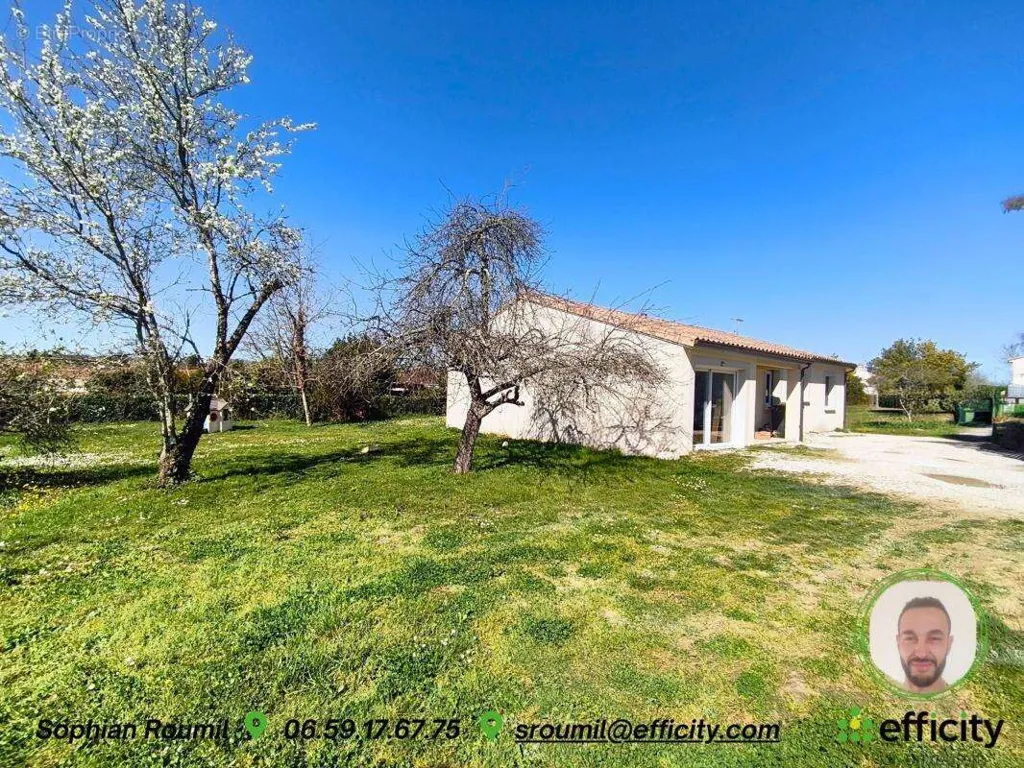 Aed - Renovated House with Garden in Fleac