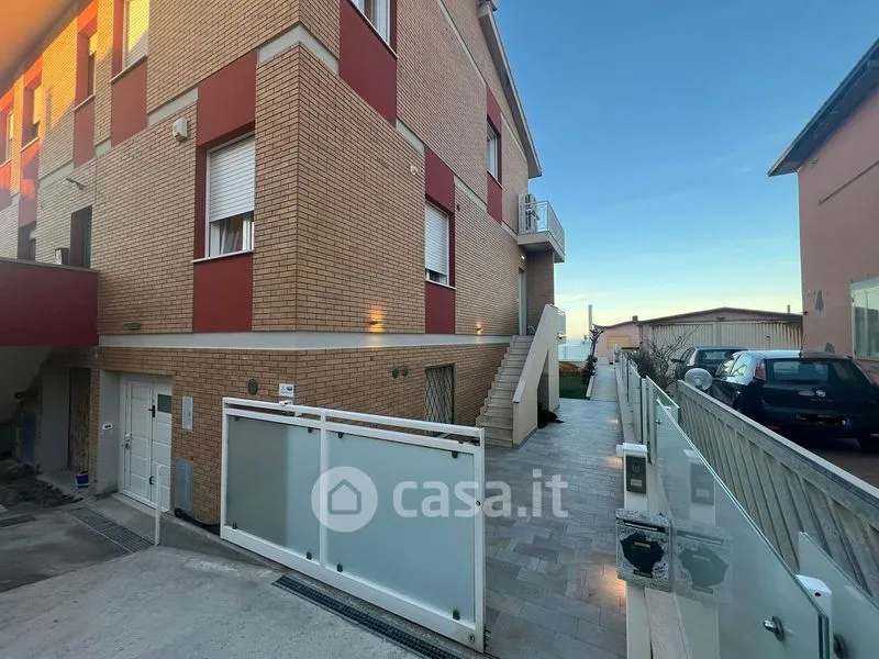 Välivaade - Seafront Semi-Detached Villa in Francavilla al Mare