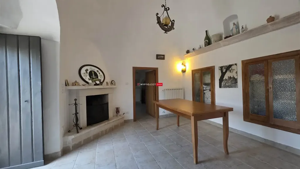 Dining Room - Restored Trullo with Garden in Cisternino
