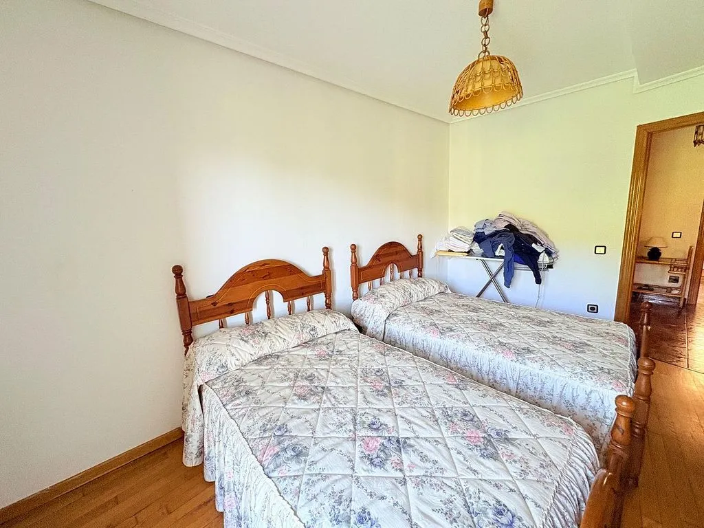 Magamistoad - Chalet with Terrace in Arganza