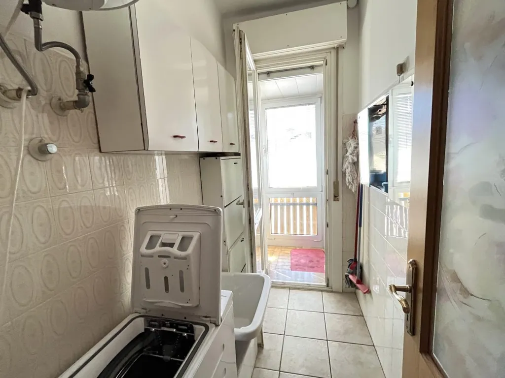 Buanderie - Panoramic Apartment with Balcony in Trento