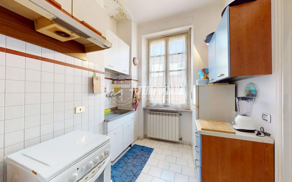 Köök - Spacious 2-Bedroom Apartment in Turin