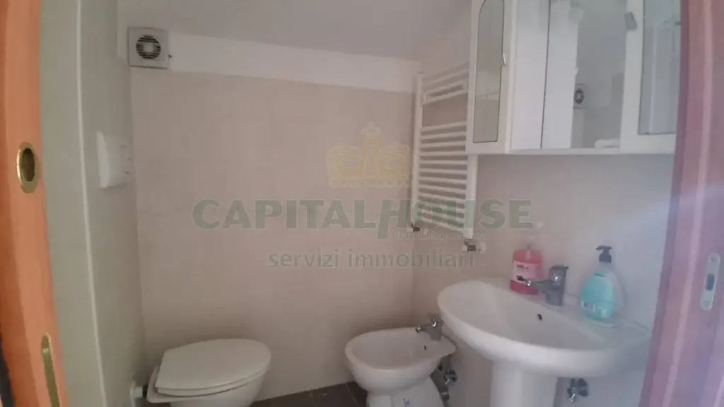 Salles de bain - Mansarded Apartment with Balcony in Vitulazio